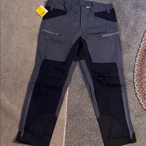 NEW )Gray and Black waterproof Pants excellent riding pants ( ski- doo)NEW Large